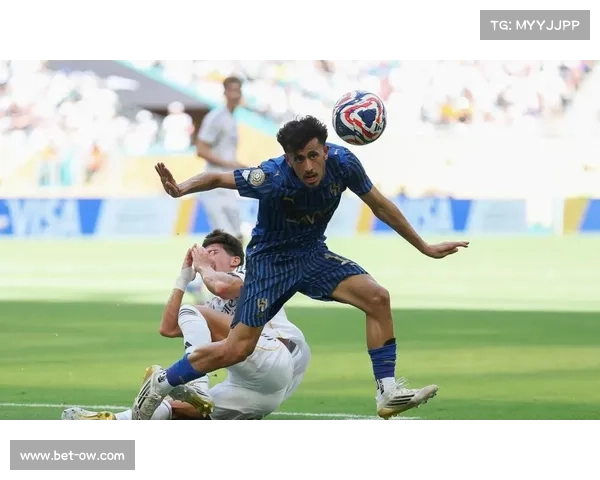 欧足联启动对欧冠附加赛期间球迷不当行为的调查，涉及多场比赛