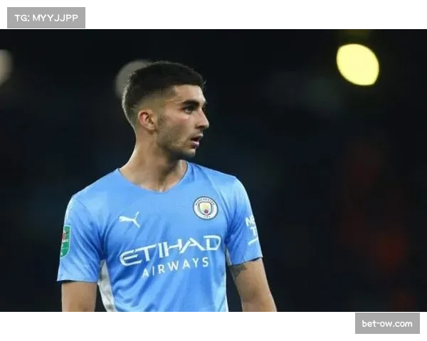 传闻：拜仁慕尼黑有意在今夏引进曼城边锋福登，瓜迪奥拉未予置评